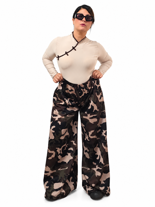 Pantalone camouflage oversize